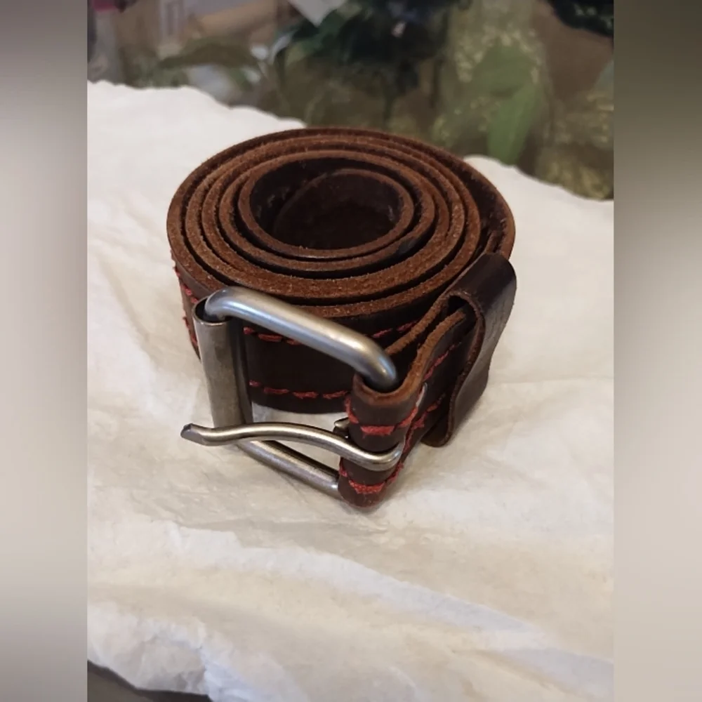 Banana Republic Genuine Leather Brown Belt with Red Stitching 44 Inches Long‎